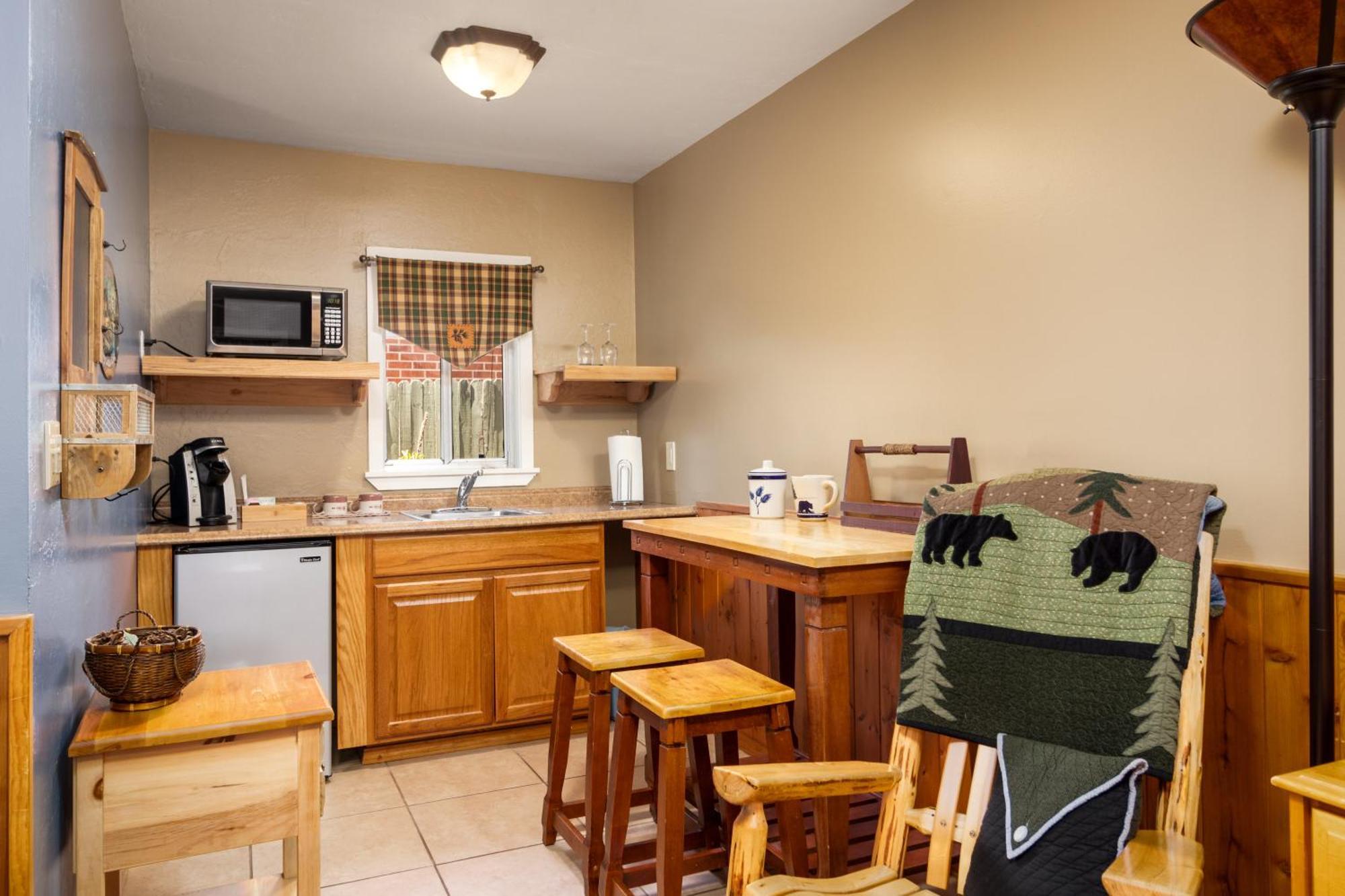 Prescott Pines Inn Bagian luar foto