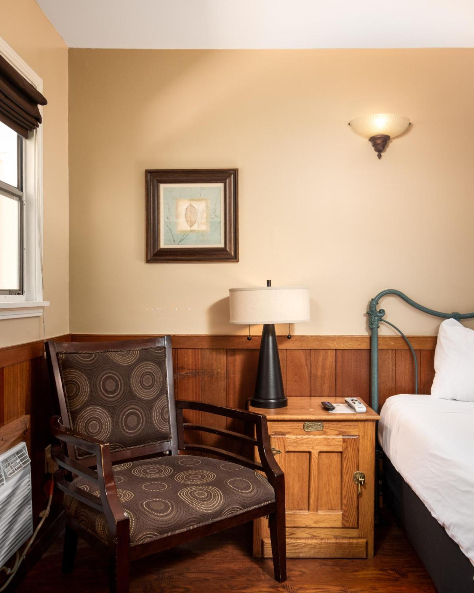 Prescott Pines Inn Bagian luar foto