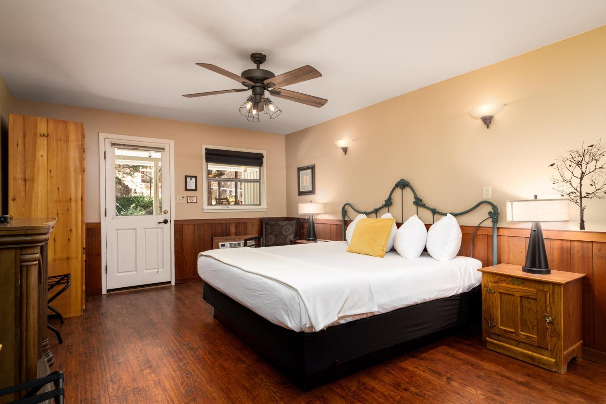 Prescott Pines Inn Bagian luar foto
