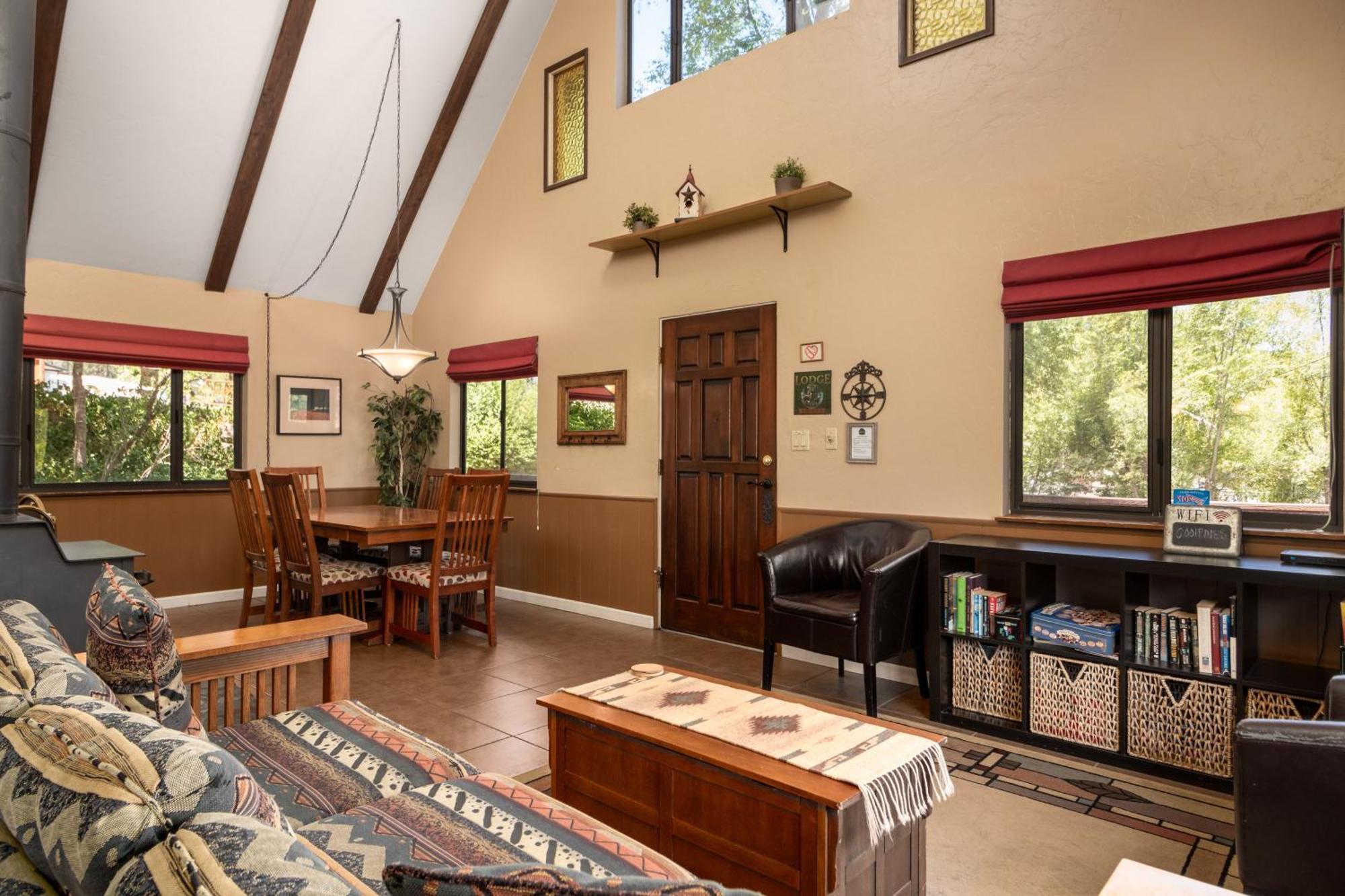 Prescott Pines Inn Bagian luar foto