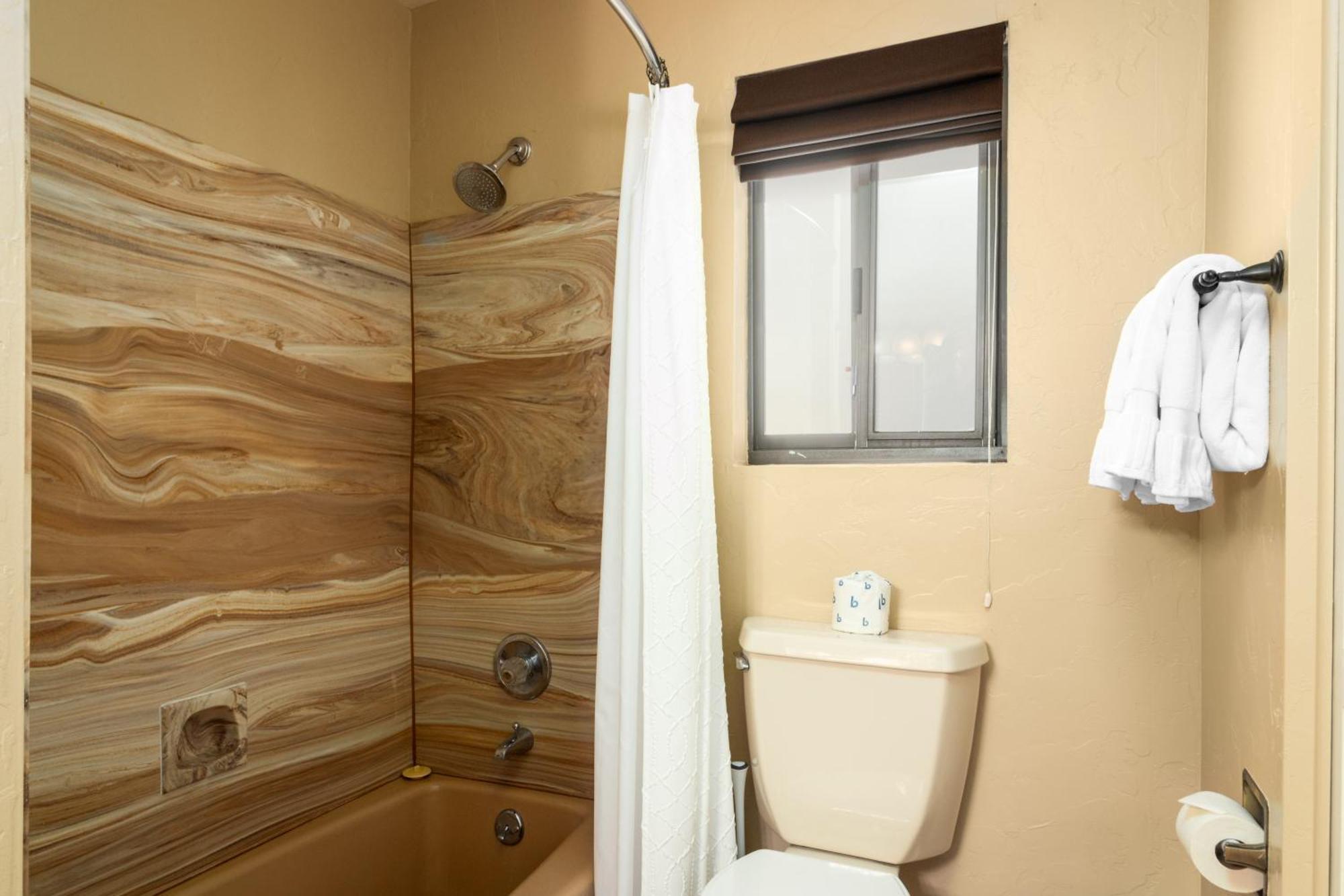 Prescott Pines Inn Bagian luar foto