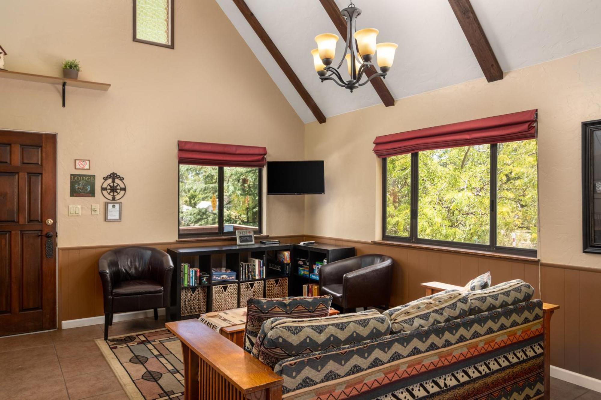 Prescott Pines Inn Bagian luar foto