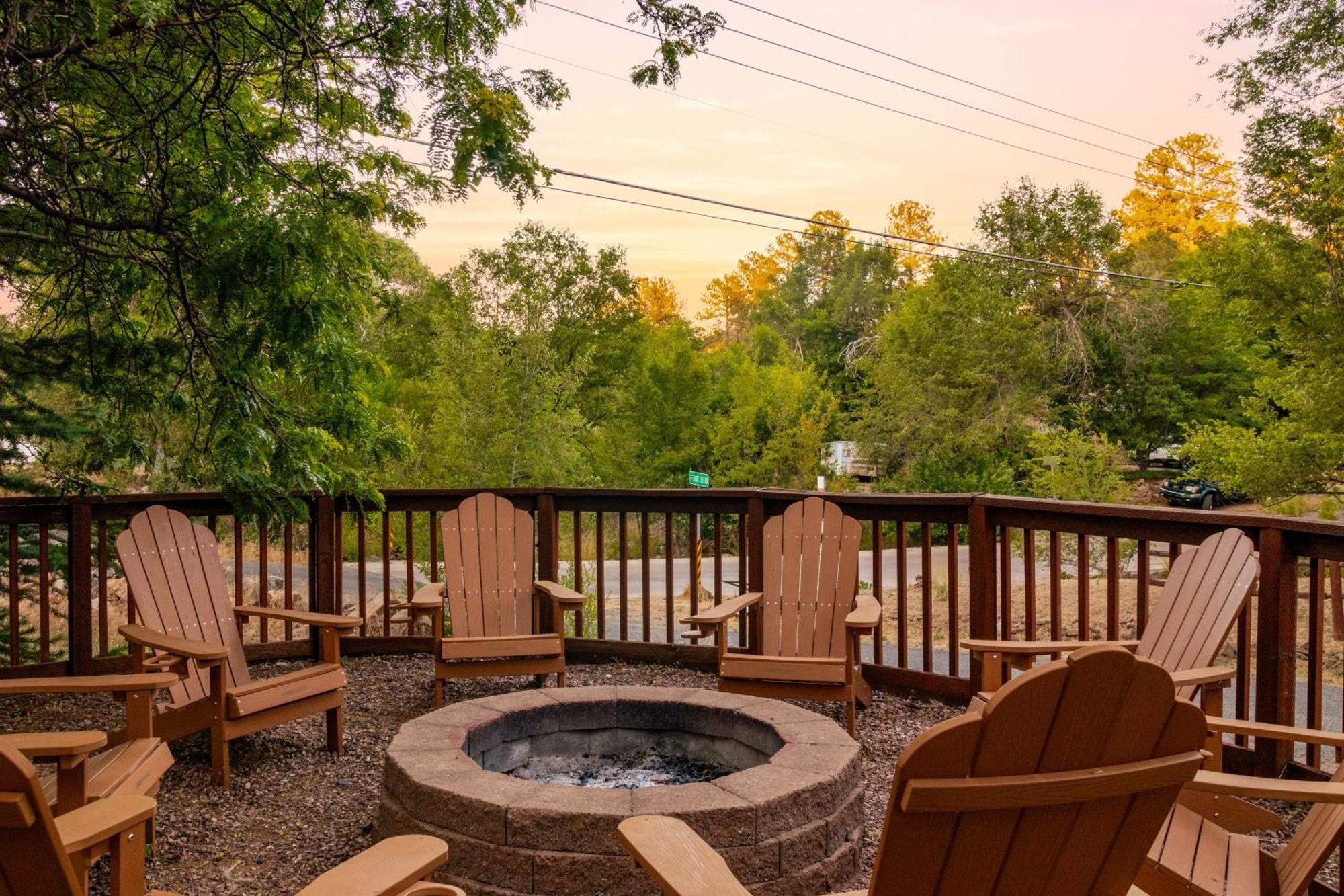 Prescott Pines Inn Bagian luar foto